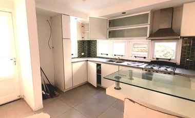 Casa en venta de 4 dormitorios c/ cochera en Chauvín