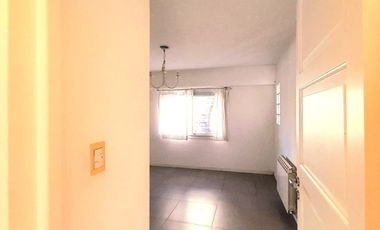 Casa en venta de 4 dormitorios c/ cochera en Chauvín