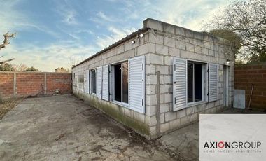 OPORTUNIDAD VENTA DE CASA CON LOTE AMPLIO