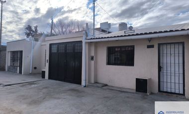 Casa en alquiler temporario c/ cochera en Maipú