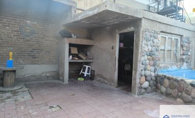 Casa en alquiler temporario c/ cochera en Maipú