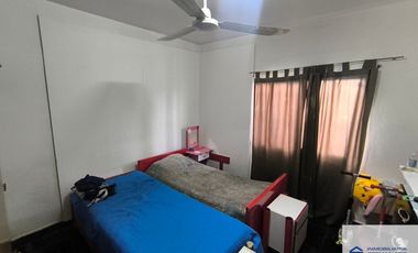 Casa en alquiler temporario c/ cochera en Maipú