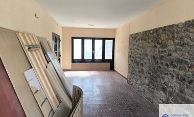 Casa en alquiler temporario c/ cochera en Maipú