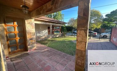 OPORTUNIDAD Casa en venta de 4 dormitorios c/ cochera en Berisso