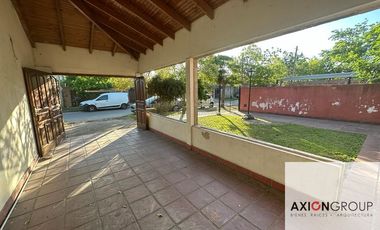 OPORTUNIDAD Casa en venta de 4 dormitorios c/ cochera en Berisso