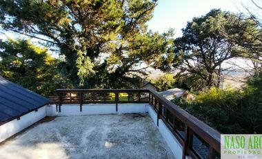 Casa en venta en Sierra de los Padres. Apta Crédito. Gas natural conectado