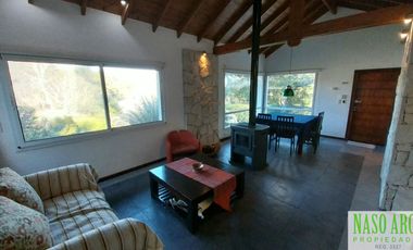 Casa en venta en Sierra de los Padres. Apta Crédito. Gas natural conectado