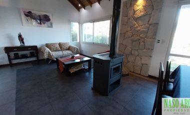 Casa en venta en Sierra de los Padres. Apta Crédito. Gas natural conectado