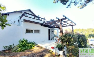 Casa en venta en Sierra de los Padres. Apta Crédito. Gas natural conectado