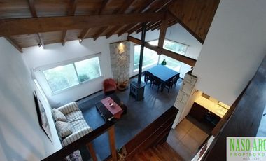 Casa en venta en Sierra de los Padres. Apta Crédito. Gas natural conectado