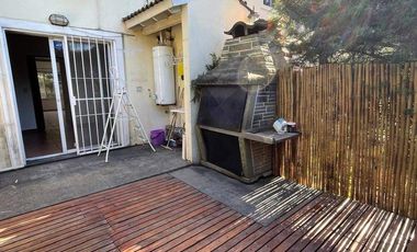 Casa en venta de 3 dormitorios c/ cochera en María del Parque