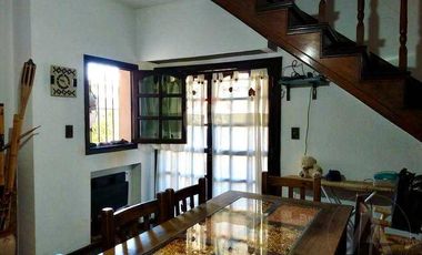 Casa en venta c/ cochera en San Antonio de Padua