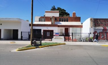 IMPORTANTE PROPIEDAD PLENO CENTRO CUTRAL-CÓ