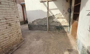 Casa en venta c/ cochera en Cinco Saltos