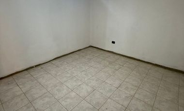 Casa en venta c/ cochera en Cinco Saltos