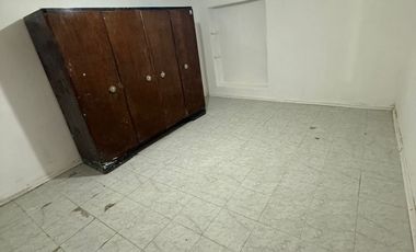 Casa en venta c/ cochera en Cinco Saltos