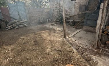 Casa en venta c/ cochera en Cinco Saltos