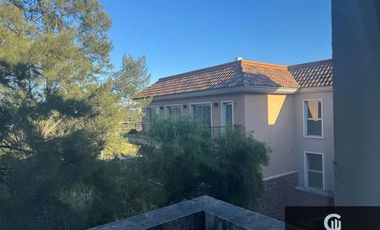 Departamento en venta c/ cochera en Pilar