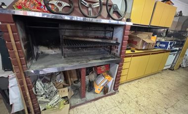 Chalet en venta c/ cochera en Villa Primera