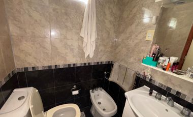 Chalet en venta c/ cochera en Villa Primera