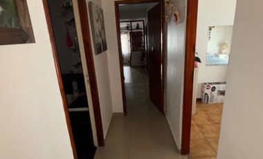 Chalet en venta c/ cochera en Villa Primera