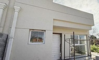 Dúplex en venta c/ cochera en Caisamar