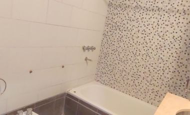 Avda 60 e/ 9 y 10 - DEPTO 2 dorm y coch