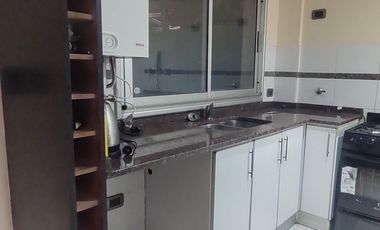 Avda 60 e/ 9 y 10 - DEPTO 2 dorm y coch