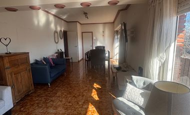 Venta PH 4 ambientes con dependencia en Jara y San Lorenzo