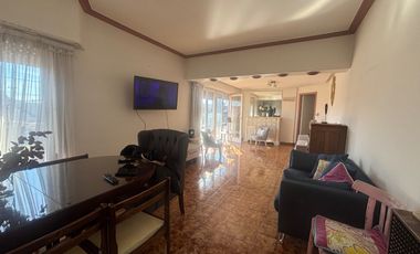 Venta PH 4 ambientes con dependencia en Jara y San Lorenzo