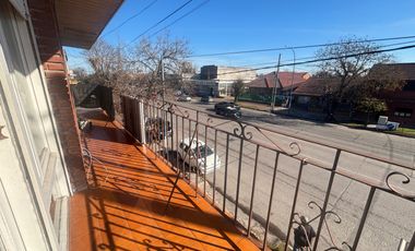 Venta PH 4 ambientes con dependencia en Jara y San Lorenzo