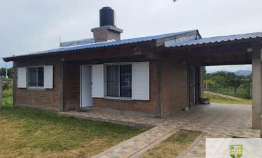 Venta de casa de dos habitaciones Villa Cura Brochero K129CB