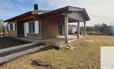 Venta de casa de dos habitaciones Villa Cura Brochero K129CB