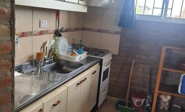 Venta de casa de dos habitaciones Villa Cura Brochero K129CB