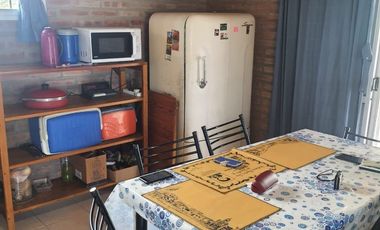 Venta de casa de dos habitaciones Villa Cura Brochero K129CB