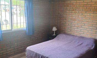 Venta de casa de dos habitaciones Villa Cura Brochero K129CB