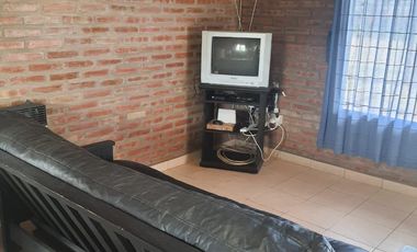 Venta de casa de dos habitaciones Villa Cura Brochero K129CB