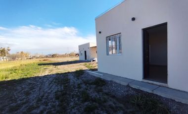 En venta Complejo con 3 cabañas y plant. alfa, Cuadro Benegas San Rafael