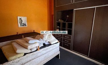 V196. CUESTA BLANCA. IMPONENTE CASA C/PILETA. 4 DORM. 3BAÑOS. ZONA EXCLUSIVA.