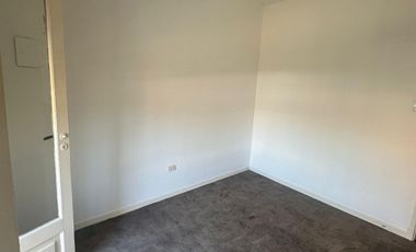 Departamento tipo PH 3 ambientes en venta en Villa Madero