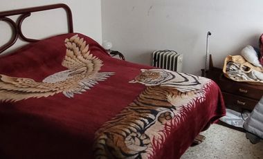 Casa en venta c/ cochera en Don Caggiano