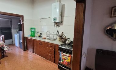 Casa en venta c/ cochera en Don Caggiano