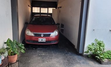 Casa en venta c/ cochera en Don Caggiano