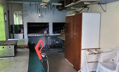 Casa en venta c/ cochera en Don Caggiano