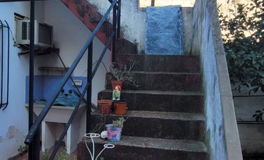 Casa en venta c/ cochera en Don Caggiano