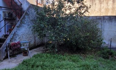 Casa en venta c/ cochera en Don Caggiano