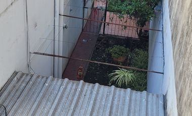 Casa en venta c/ cochera en Don Caggiano