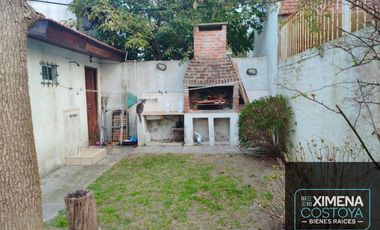 Casa en venta c/ cochera en San Bernardo
