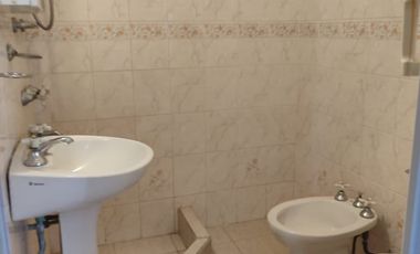Casa en venta c/ cochera en San Bernardo
