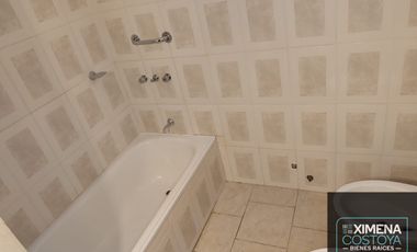 Casa en venta c/ cochera en San Bernardo